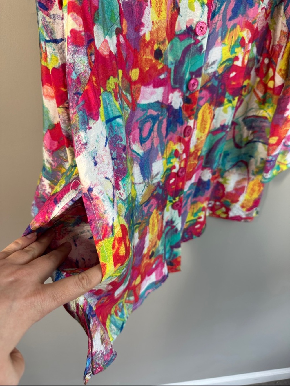Ali Miles Abstract Colorful Print Button Down Top Size M - Picture 11 of 16